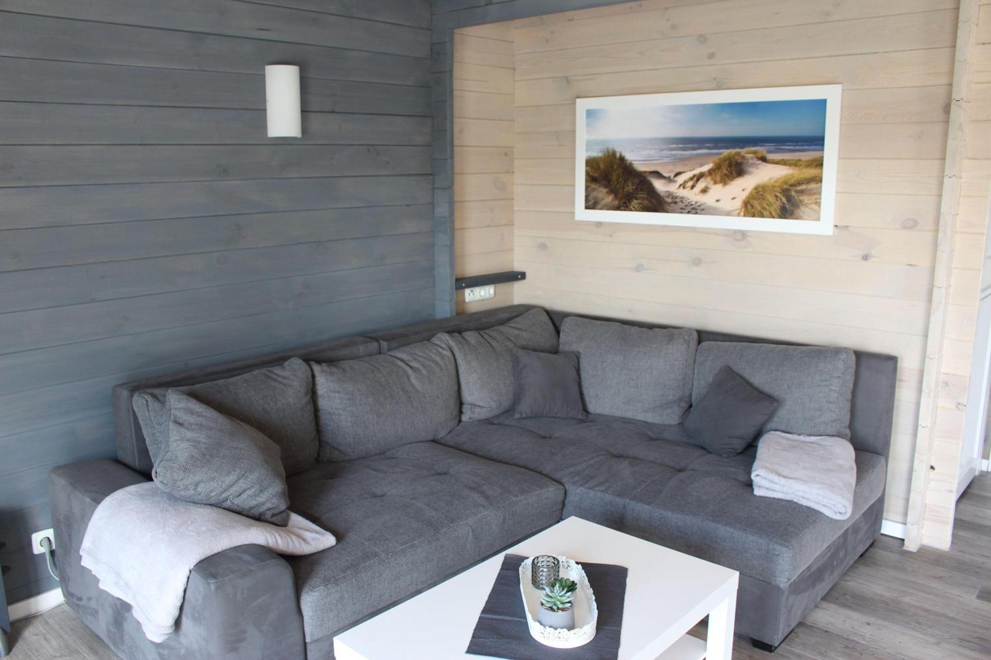 Idyllisches-Blockbohlenhaus-Mit-Eigenem-Garten-Und-Sauna-Zum-Wohlfuehlen Martensrade Extérieur photo